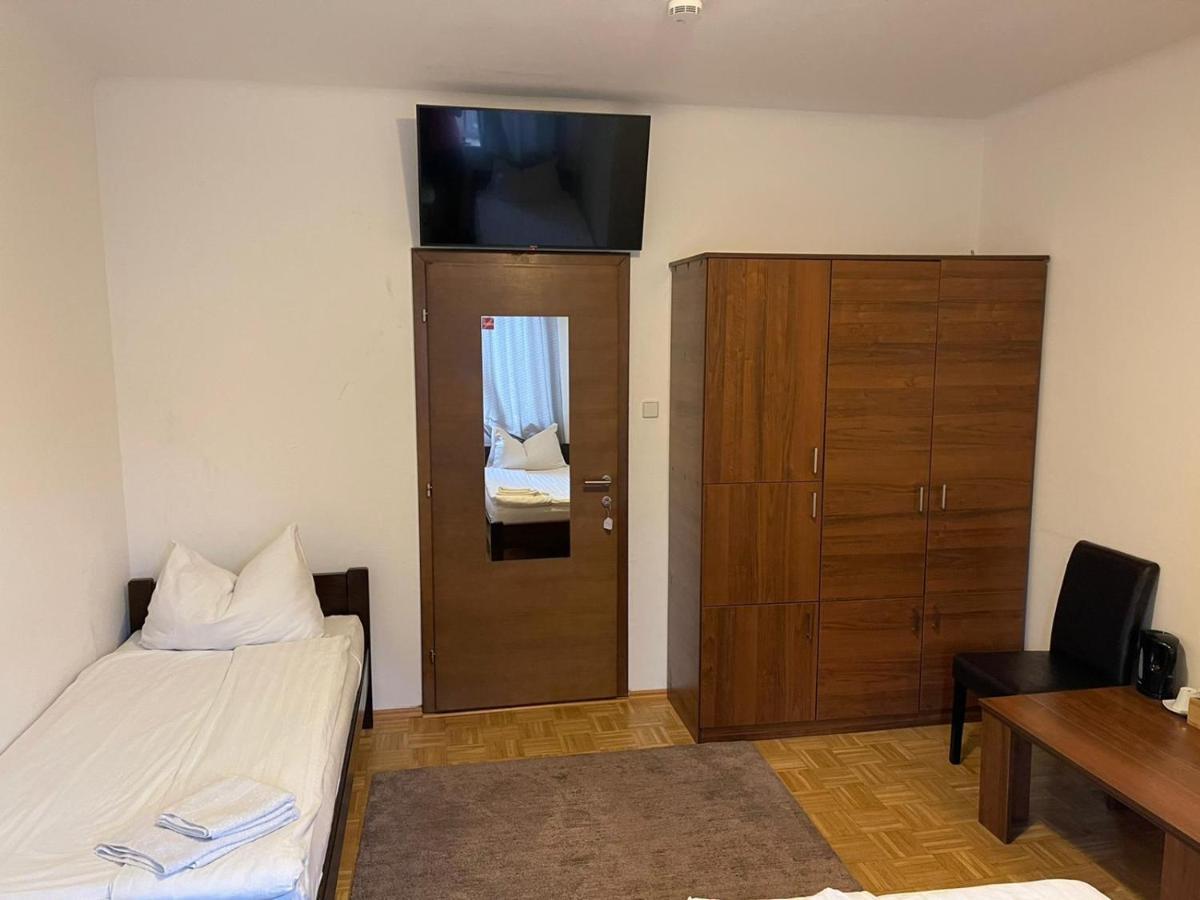 451 Rooms Graz Eksteriør bilde